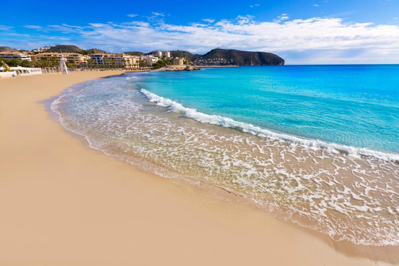 Luxury Apartment In The Heart Of Moraira & 200Mtrs From The Sea Bagian luar foto